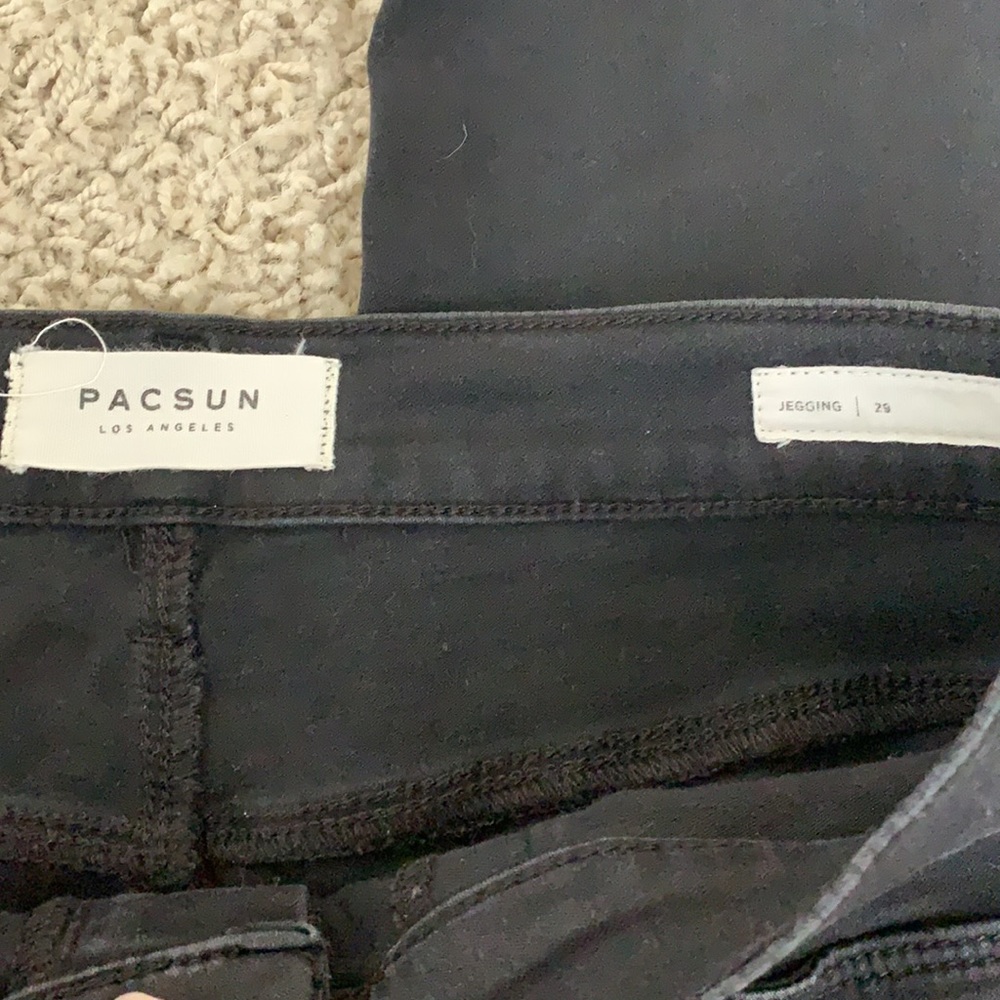 Pacsun ripped skinny jeans - Picture 2 of 4